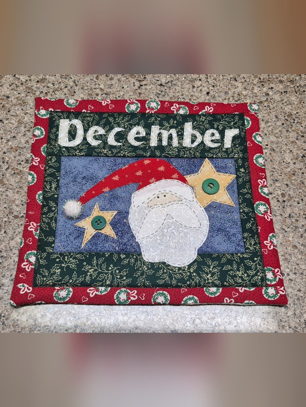 Quilted December Santa Claus Mini Wall Hanging Christmas Decor Table Topper 9x10